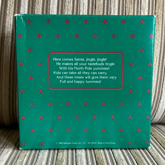 Hallmark "HERE COMES SANTA" series Kingle"s Kool Treats dated 1986 - Picture 6 of 6